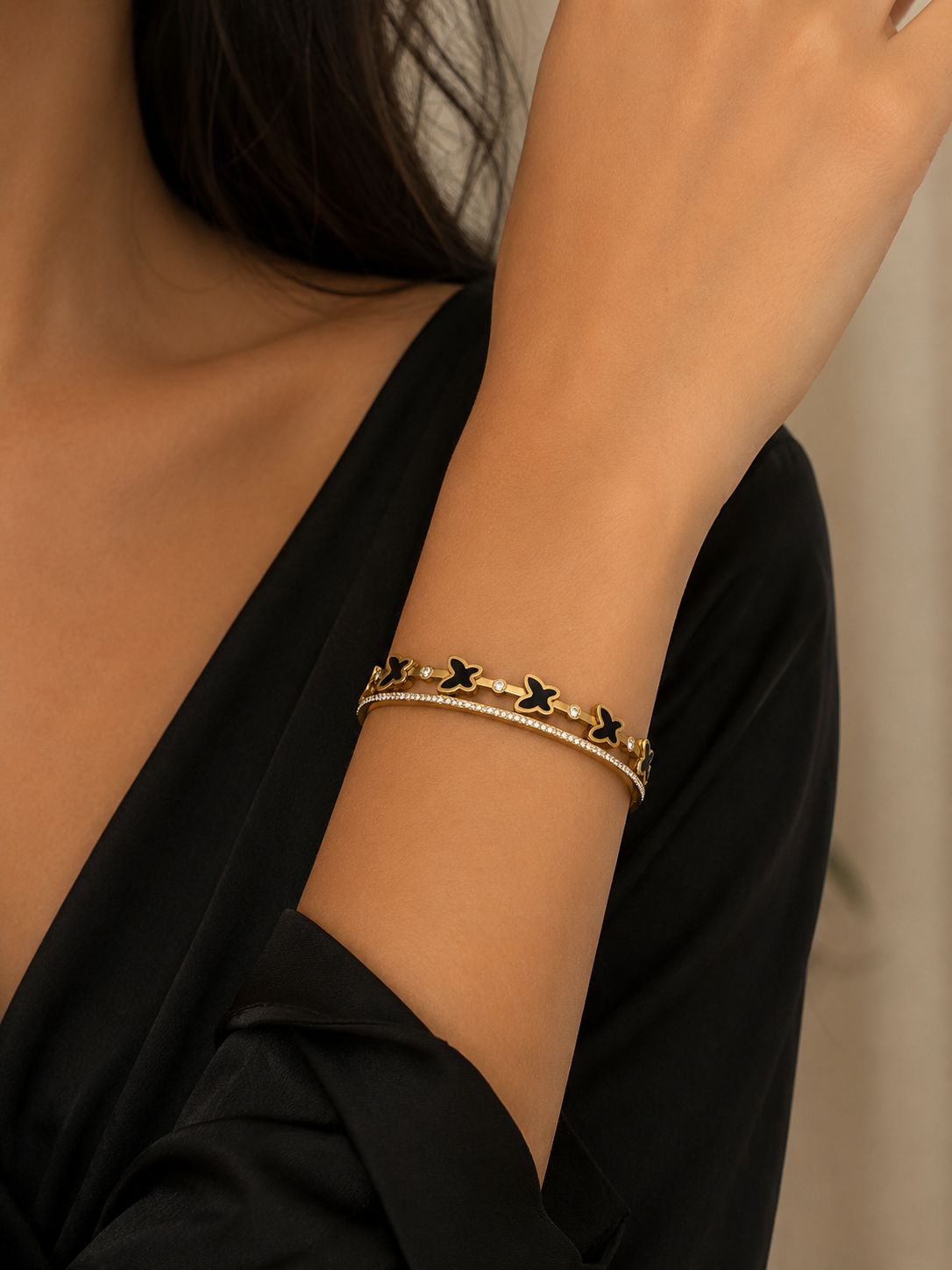 Midnight Clover Luxe Bangle