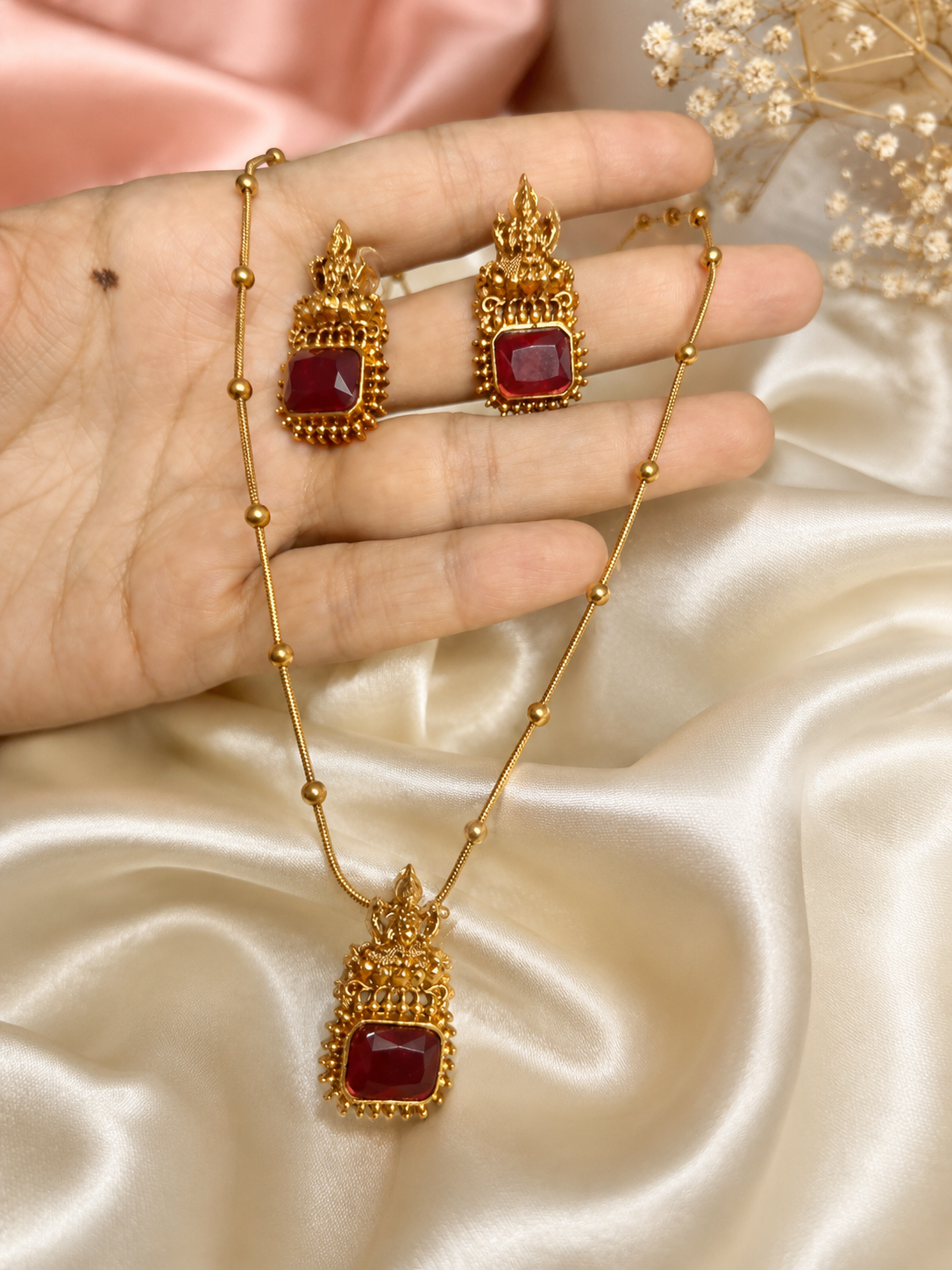 Lakshmi Pendant Necklace Set with Ruby Red Stone